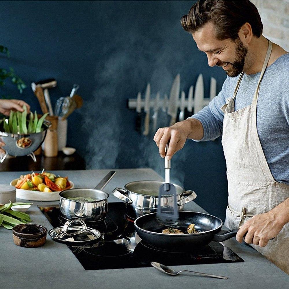 Home cooking. Одежда кулинария баннер. Gourmet kitchenware. Home Cook интернет магазин Москва. Simon Cooking Kitchen.